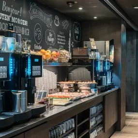 Hotel Motel One Berlin-Alexanderplatz - Breakfast