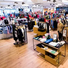 MUECKE Forchheim bei Erlangen Damenmode