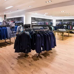 MUECKE Kulmbach Herrenhaus Mode