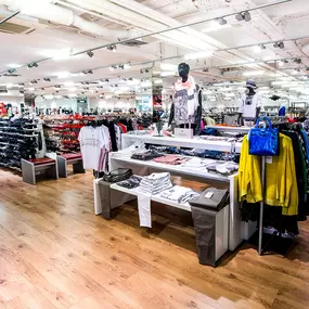 MUECKE Regenburg im KÖWE Einkaufszentrum Damenbschuhe