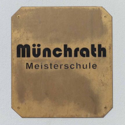 Logo van Münchrath Fachschule für Friseure GmbH