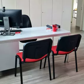 Leer Büro