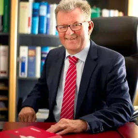 Bild von Kanzlei Hollmayr - Perl & Kollegen / Seit über 30 Jahren