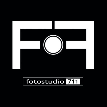 Logotyp från Fotostudio 711