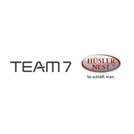 Logo de TEAM 7 und Hüsler Nest Möbelhaus + Schreinerei
