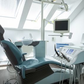 Bild von Dentalzentrum Mariendorf | Zentrum für Zahnmedizin Baraliakos und Kollegen GmbH
