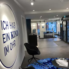 Bild von KIND Hörgeräte & Augenoptik Holzkirchen