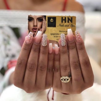 Logotipo de HN Nails and Spa