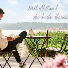 Die Bedürfnisse unserer Kunden liegen uns als Versicherer im Raum der Kirchen besonders am Herzen. Ihnen bieten wir modernen Versicherungsschutz, ethisch und nachhaltig. Damit sind wir ein wertvoller Begleiter in allen Fragen zu Versicherung und Vorsorge.