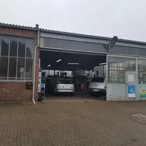 Bild von Kraftfahrzeugwerkstatt Kühnen GmbH