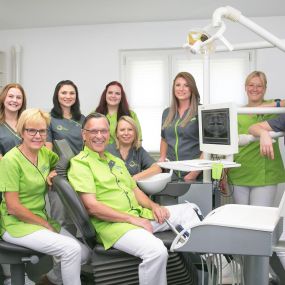 Zahnarzt Roßtal | Zahnarzt Dr. Klaus-Dieter Treuheit | Team