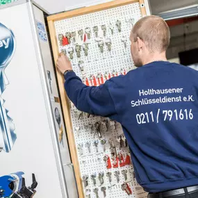 Holthausener Schlüsseldienst e.K. - Sicherheitstechnik in Düsseldorf