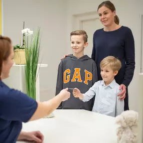 Zahnarzt  Ingolstadt | Zentrum Zahngesundheit | Dr. Ulmer • Valentinis & Kollegen | Anmeldung