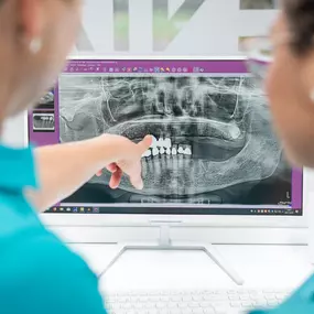 Zahnarzt Wipperfürth | DENTAAL Praxis für moderne Zahnmedizin | Diagnose