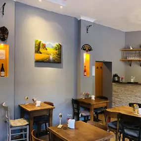 Aura eatery