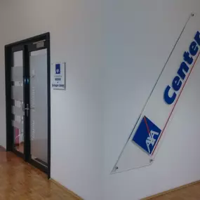 Eingang AXA Agentur Hitzfeld + Kollegen GmbH