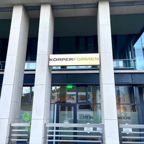 Von der U-Bahn kommend