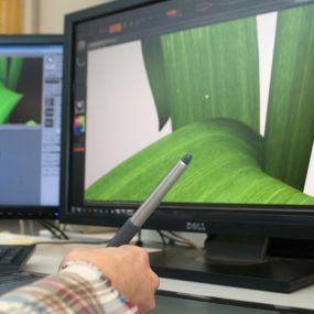 Nachproduktion: Am Rechner entstehen spannende 3D Animationen, Illustrationen und sonstige animierte Grafiken.