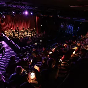 Soulcafé steht für mitreißenden Soul, Funk und Jazz – eine energiegeladene Formation, die mit kraftvollen Grooves und authentischer Bühnenpräsenz begeistert.