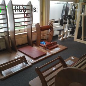 Ihr Fitnessstudio in Bad Grönenbach mit Fokus auf gerätegestütztem Krafttraining und Gesundheit. Unser chipkartengesteuerten Milon Zirkel, unser Beweglichkeitstrainingsbereich oder unsere Wassermassageliege – für jede Generation und jedes Trainingsziel ist etwas dabei. Wir kümmern uns um ihre Rückenschmerzen, Fettabbau oder Muskelaufbau, also das richtige Abnehmen.