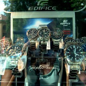 Die neuen Modelle der Serie EDIFICE von Casio sind eingetroffen.
