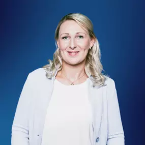 Birgit Hoffmann - AXA Versicherungen Claus Decker - Kfz Versicherung in  Gummersbach