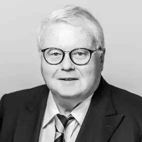 Peter Lohr

Fachanwalt für Strafrecht, Bau- und Architektenrecht