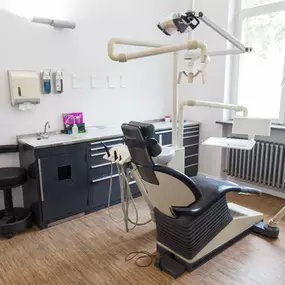 Bild von Zahnarztpraxis Dr. Robert Neff am Ruthenplatz