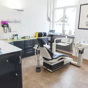 Bild von Zahnarztpraxis Dr. Robert Neff am Ruthenplatz