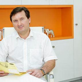 Andrej Tuzhikov - Orthopädie & Sportmedizin