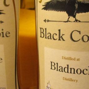 Die dunkle Seele echten schottischen Whiskys