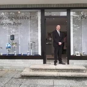 Bild von Pietät Tron
