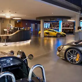 V8 Hotel Lobby