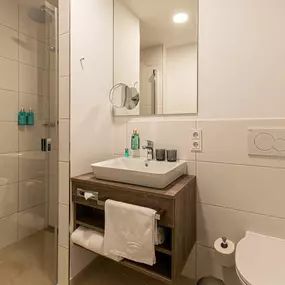 Apartment bath room