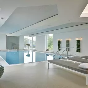 Pool - indoor