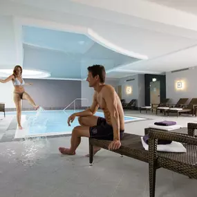 Pool - indoor