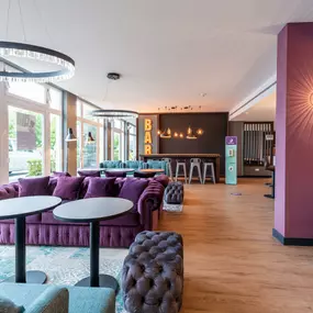 Premier Inn Munich Airport Ost hotel lounge