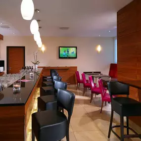 hotel bar