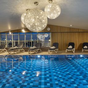 Pool im Maritim Hotel München (Renoviert in 2023)
