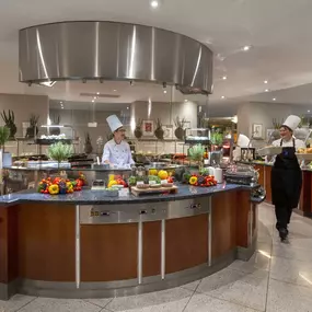 Front Cooking im Restaurant Galerie im Maritim proArte Hotel Berlin