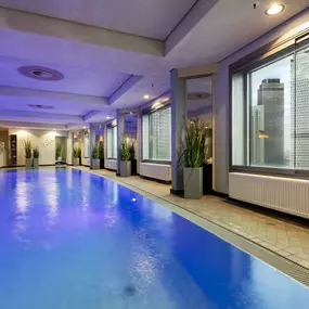 Pool im Maritim Hotel Frankfurt