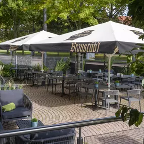 Terrasse der Maritim Bar mit Lounge