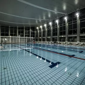 Fitness First Frankfurt Eschenheimer Turm - Swimming Pool