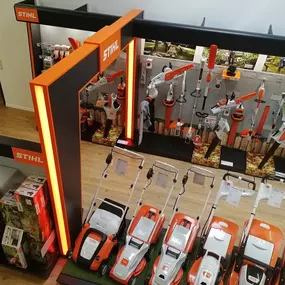 Neue Ausstellungsfläche mit Elektrogeräten von STIHL seit Frühjahr 2020