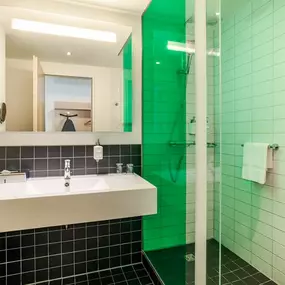 Superior Room - High Floor Bathroom