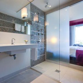 Standard Room - Bathroom
