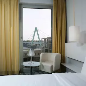 artotel river view