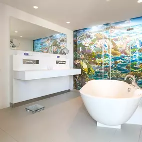 artotel suite bathroom