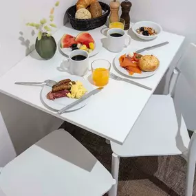 Guest room kitchenette