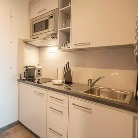 Guest room kitchenette